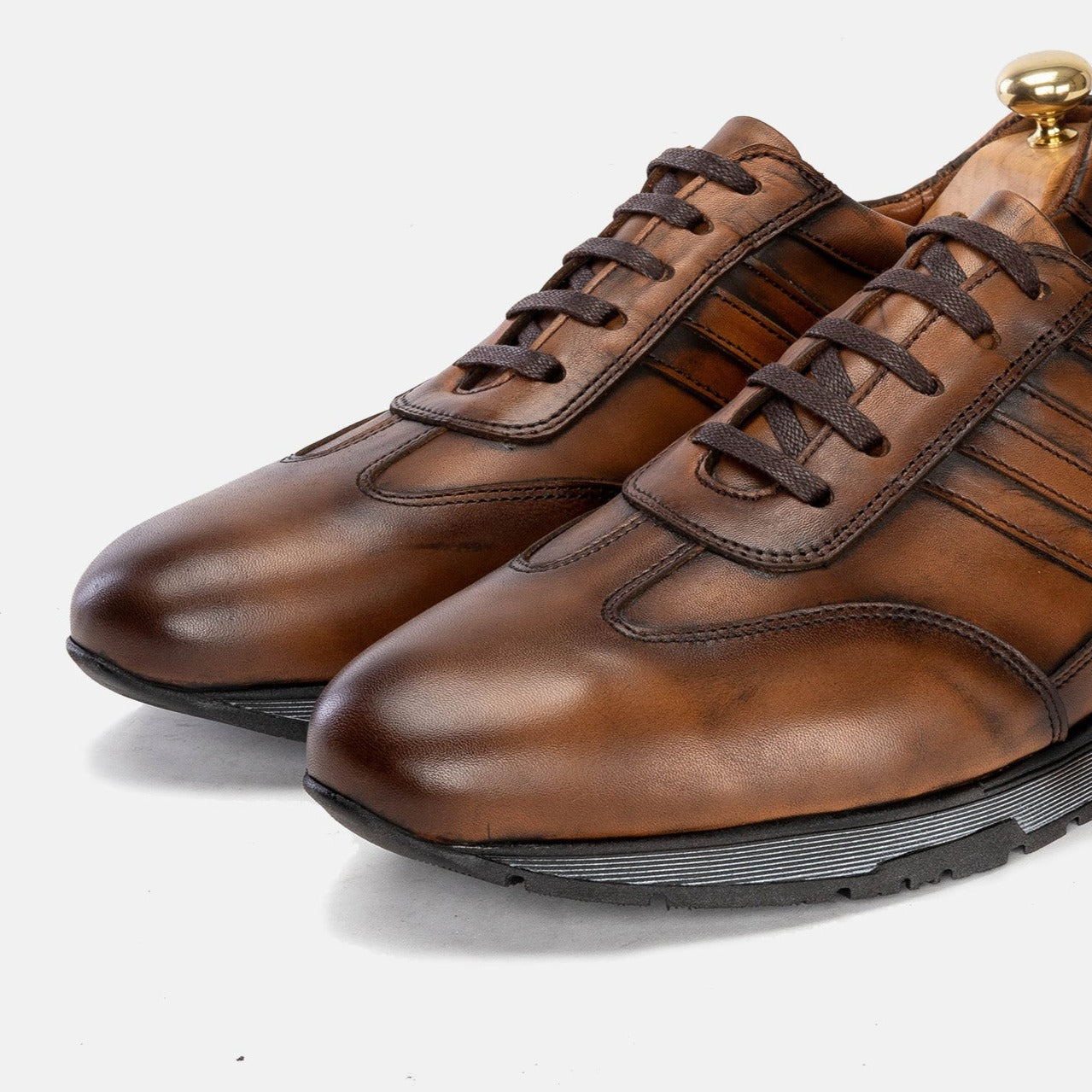 Volzak 5152 Vintage Brown Leather Sneakers