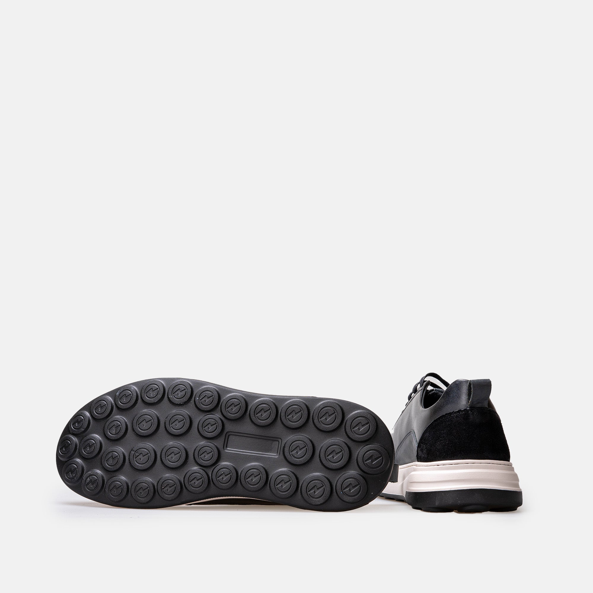 Volzak 6056 Black leather sneaker