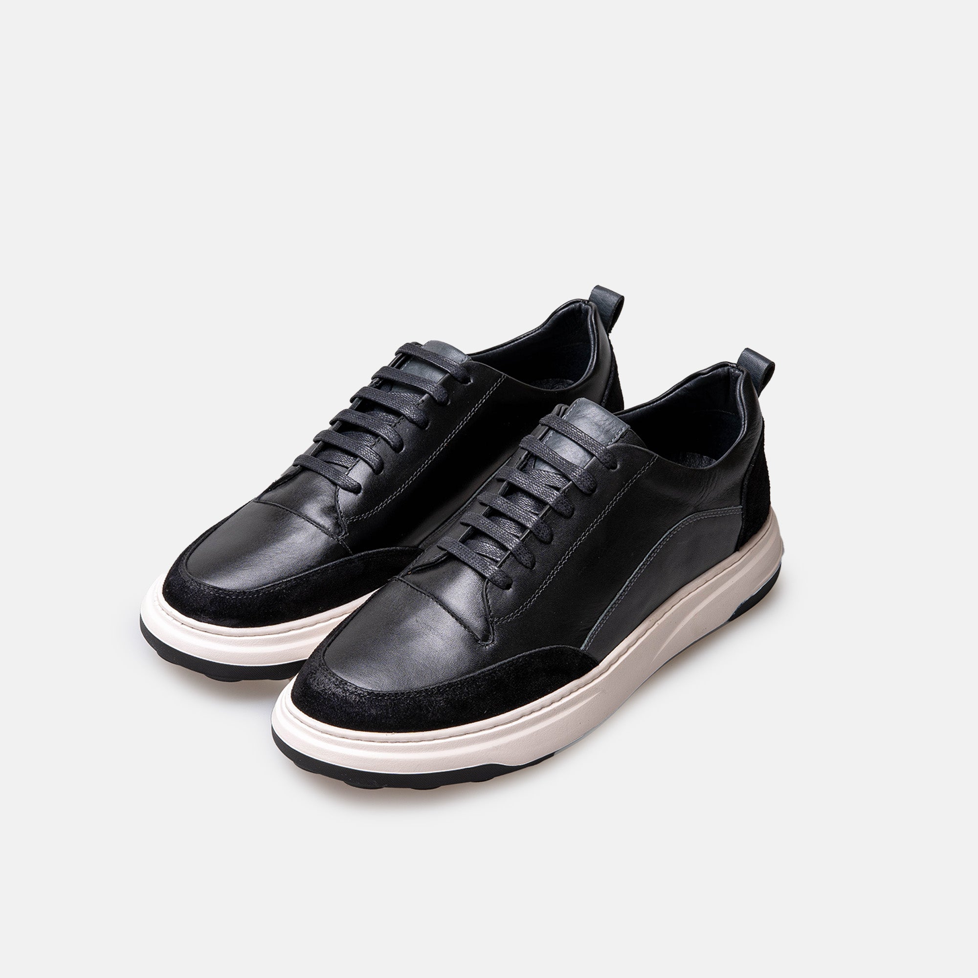 Volzak 6056 Black leather sneaker