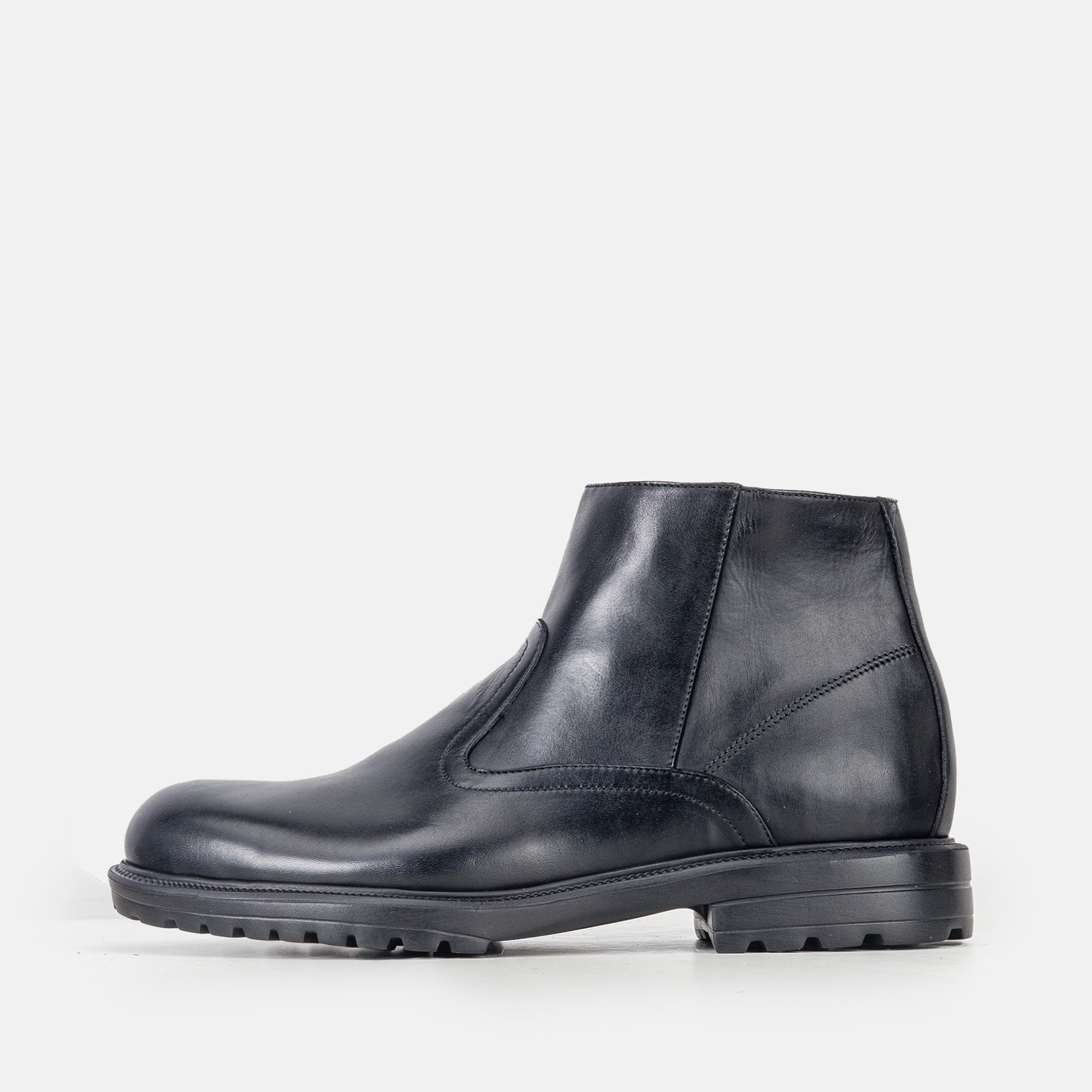 Volzak 5305 Black Leather Ankle Boot