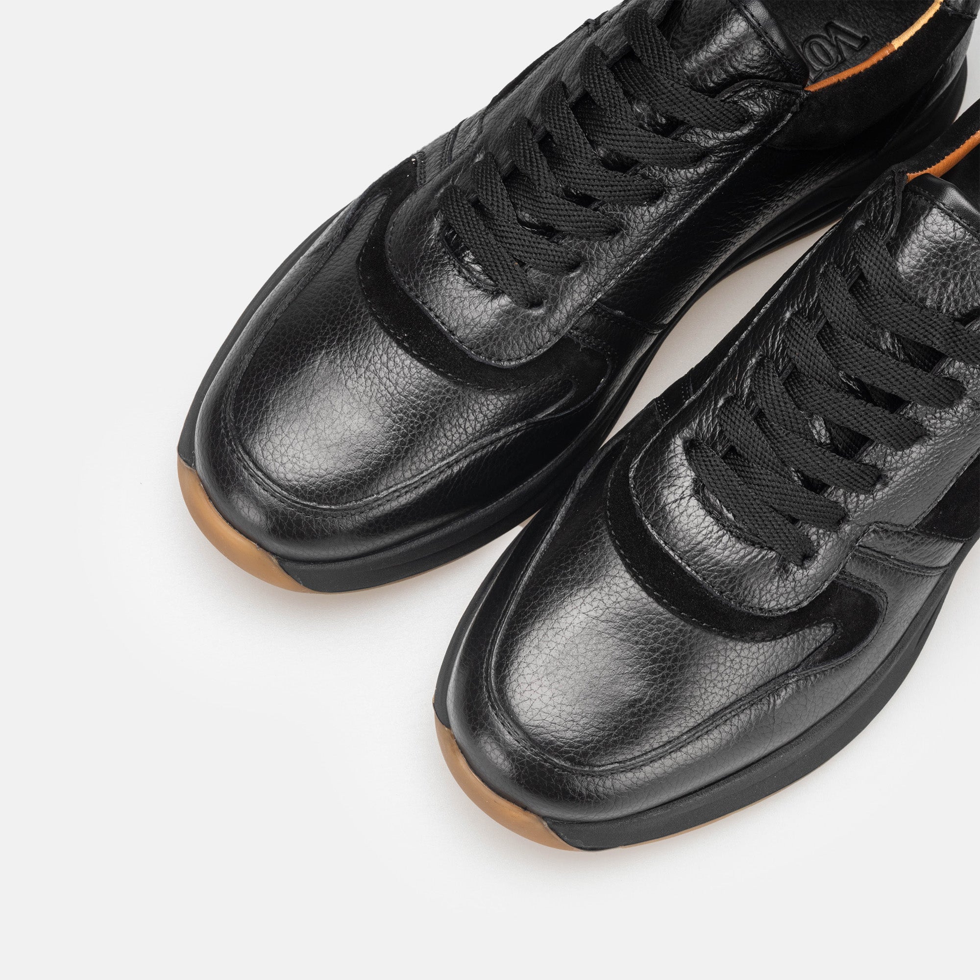 Volzak 3038 Black Leather Sneakers