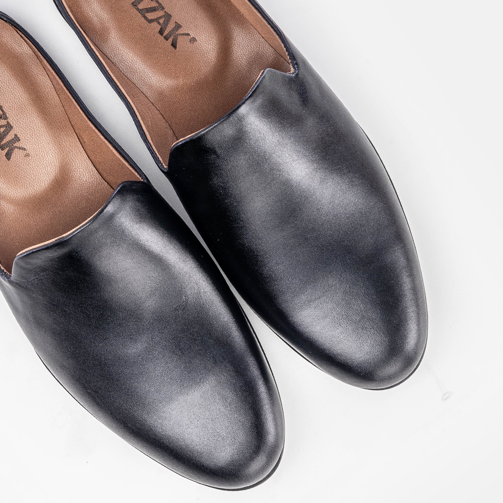 Volzak 5174 Black Leather Mule