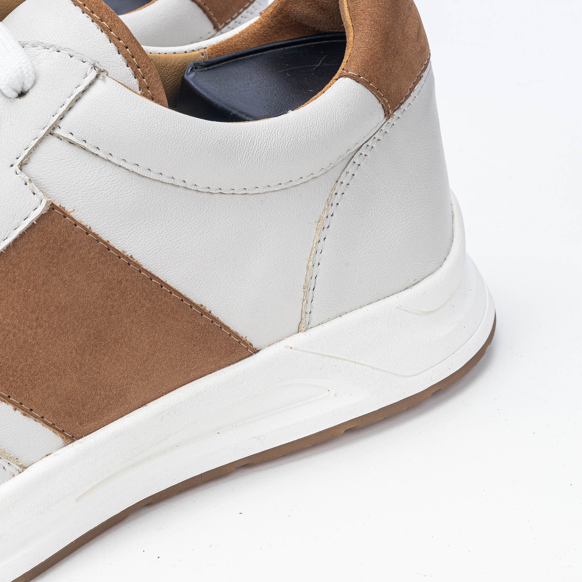 Volzak 3038 Leather Sneakers White Camel