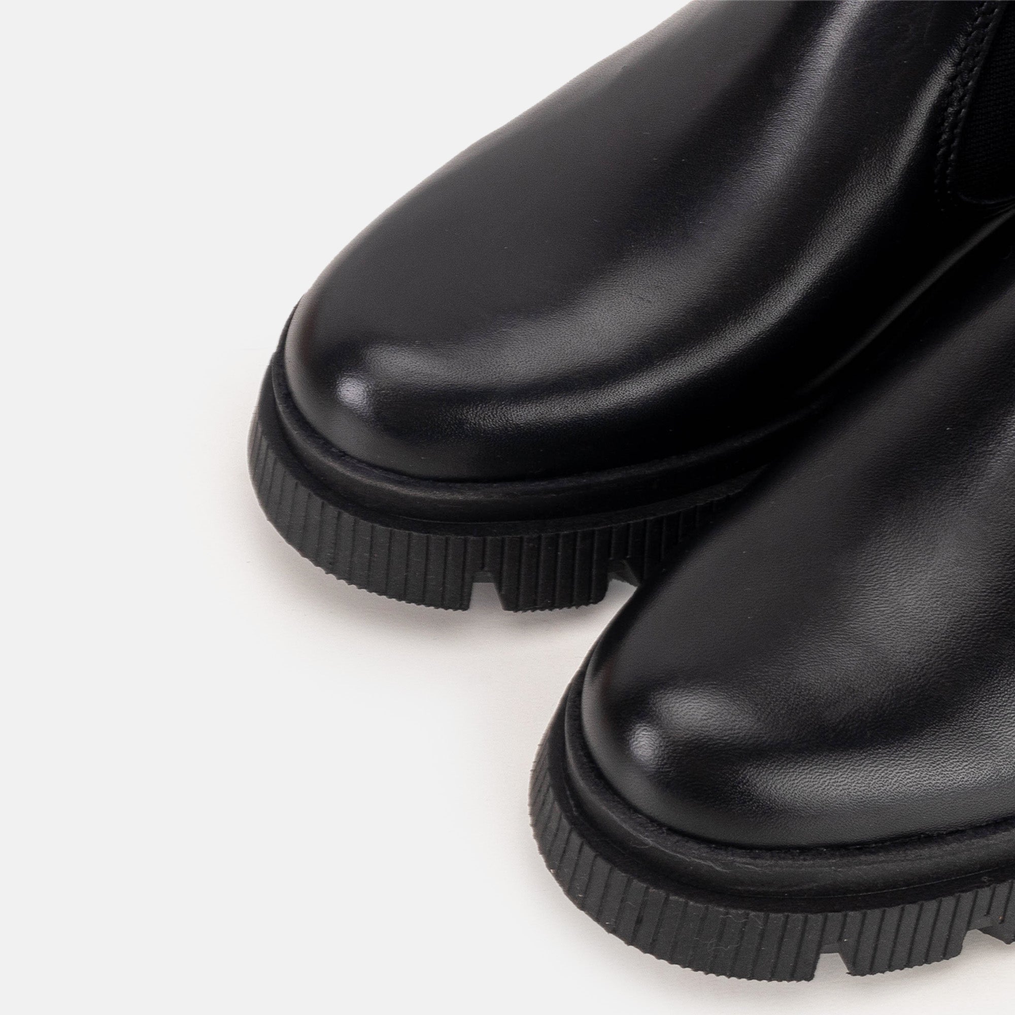 Volzak 1088 Black Leather Ankle Boot