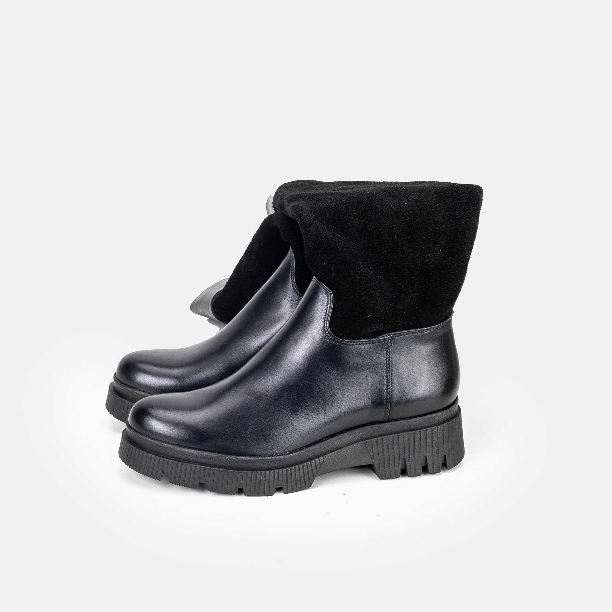 Volzak 0666 Suede Knee Boot Black