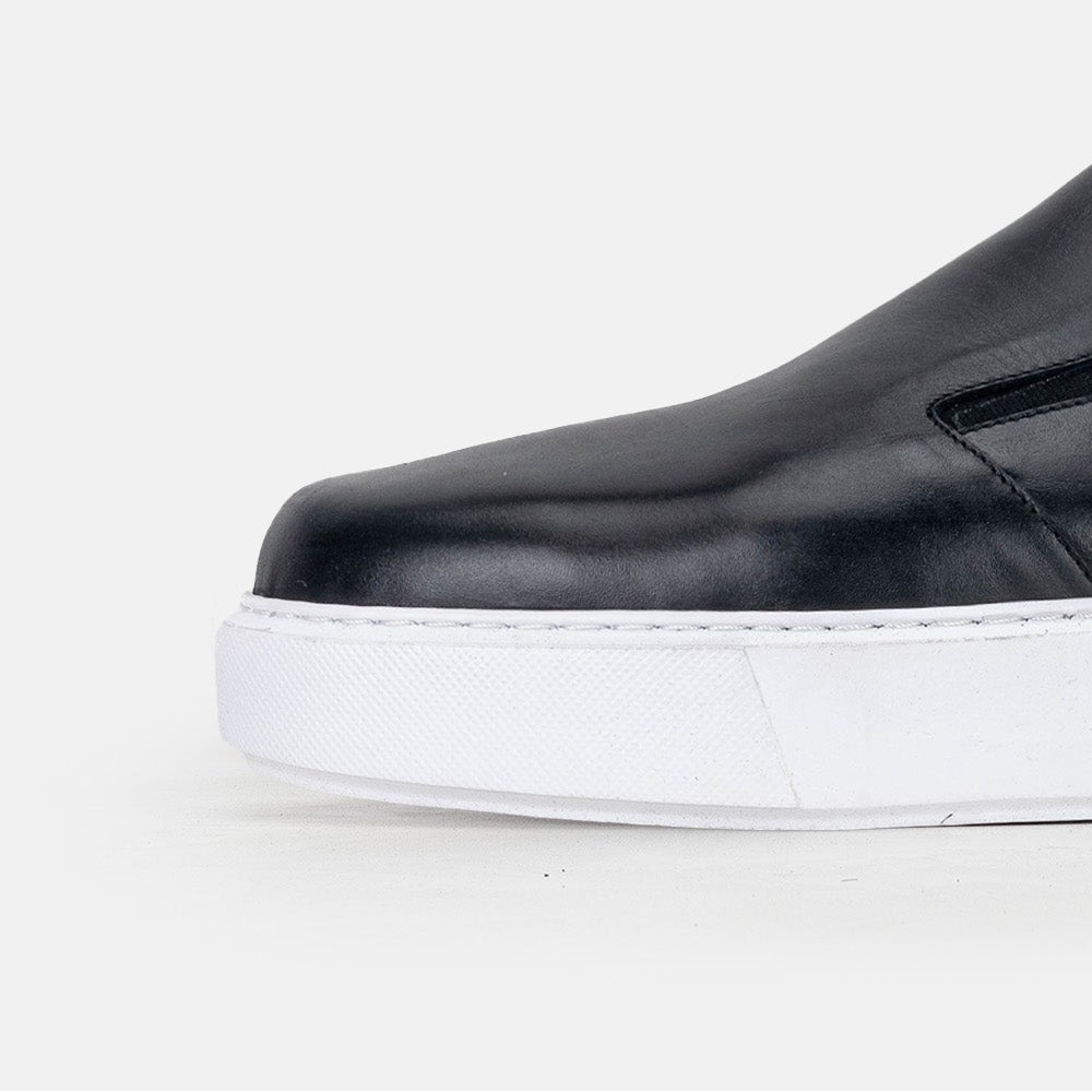 Volzak 5329 Black Leather Mule