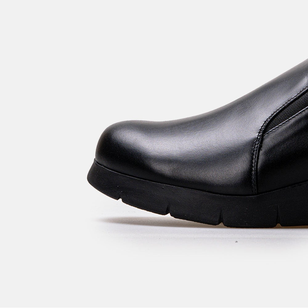 Volzak 06 Black Leather Clog