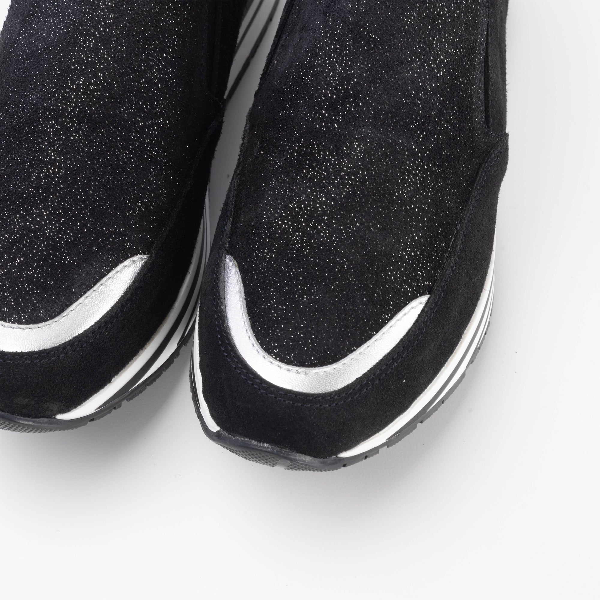 Volzak 144 Suede sneaker Black
