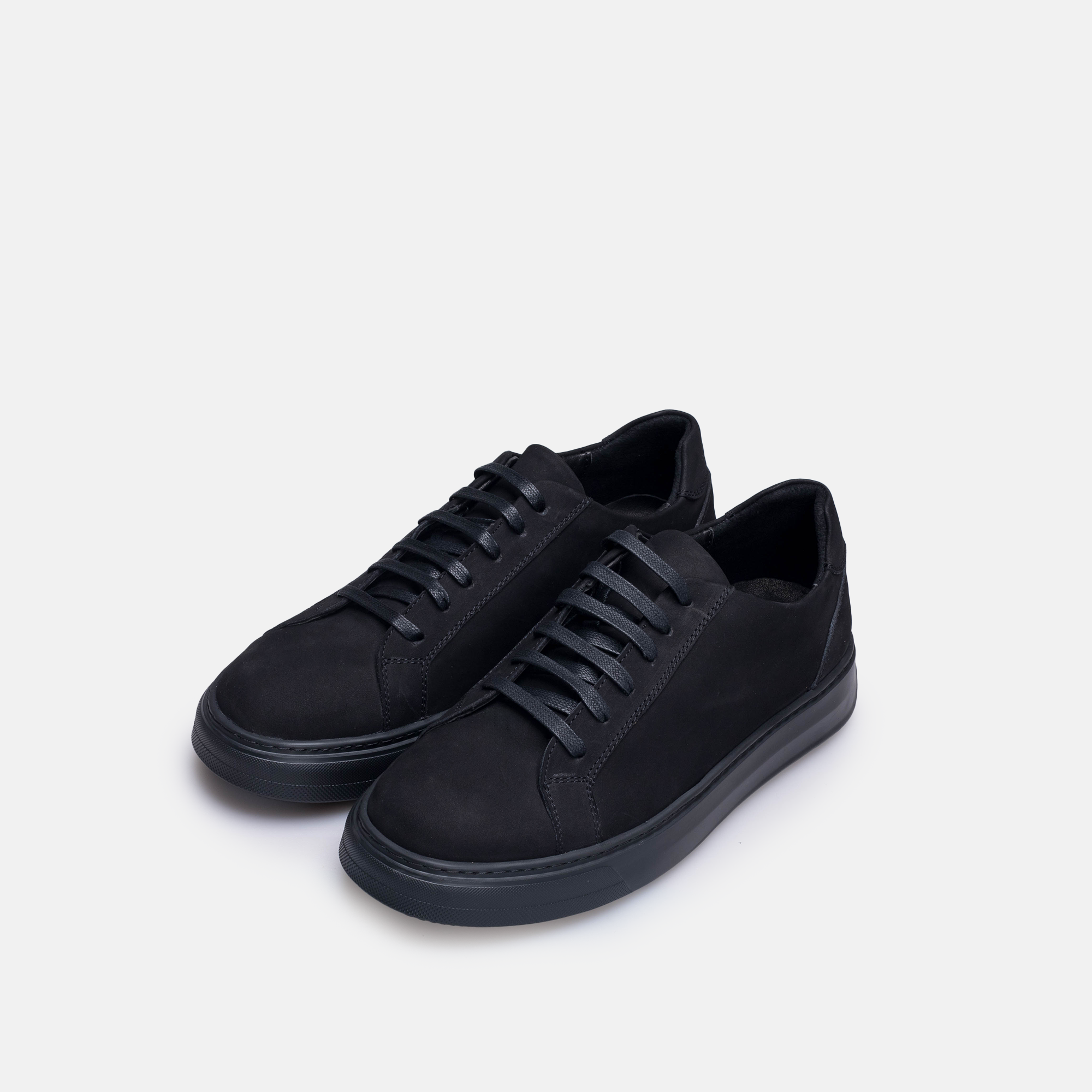 Volzak 6041 Nubuck sneaker Black