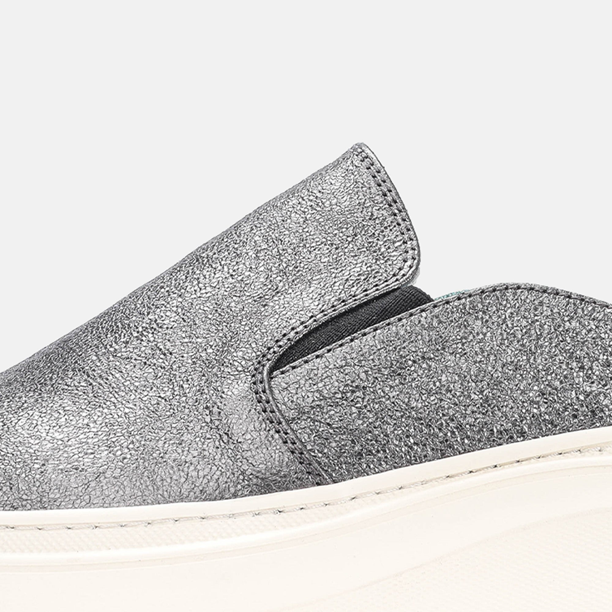Volzak 02 s Silver Leather Mule