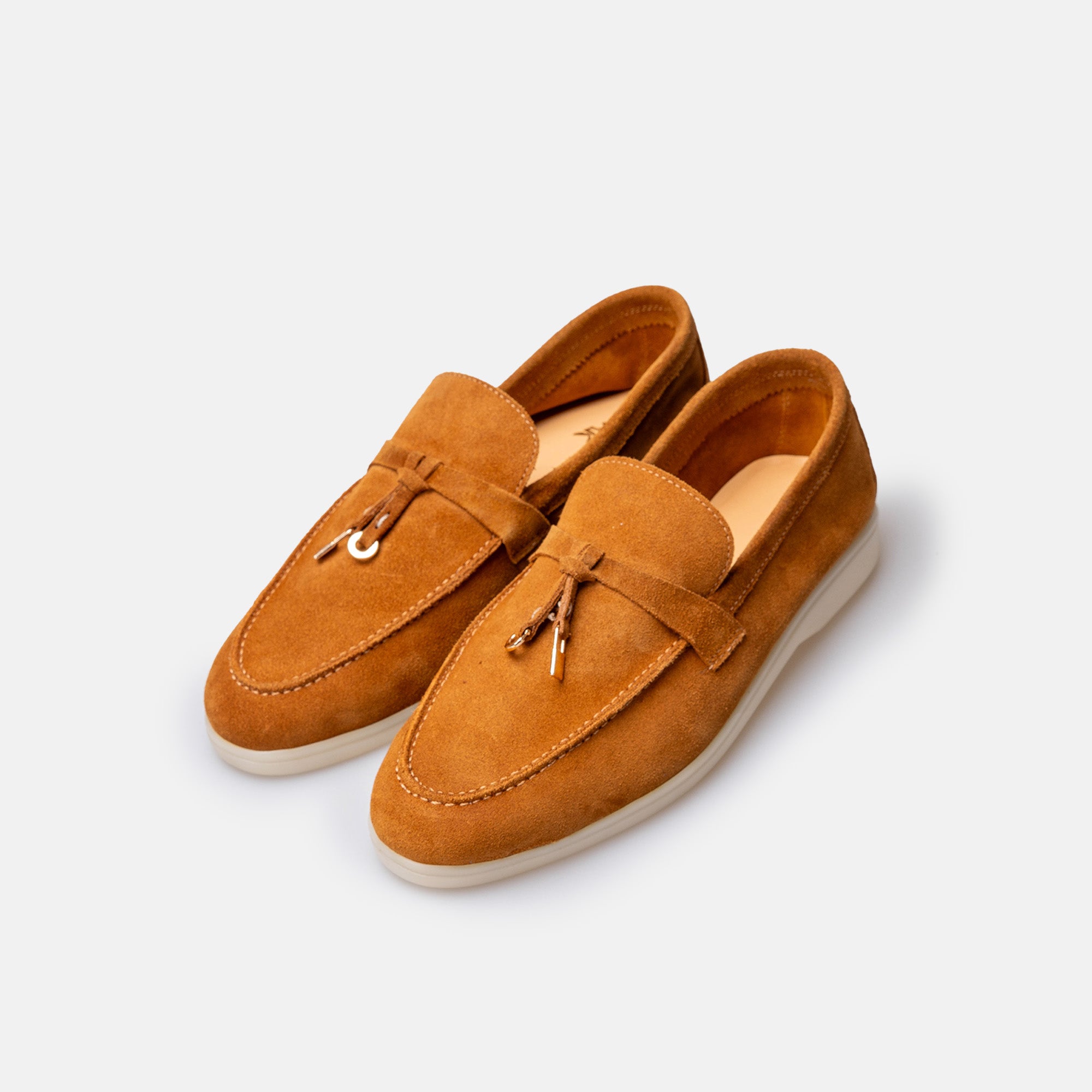 Volzak 32 Camel Suede Shoe