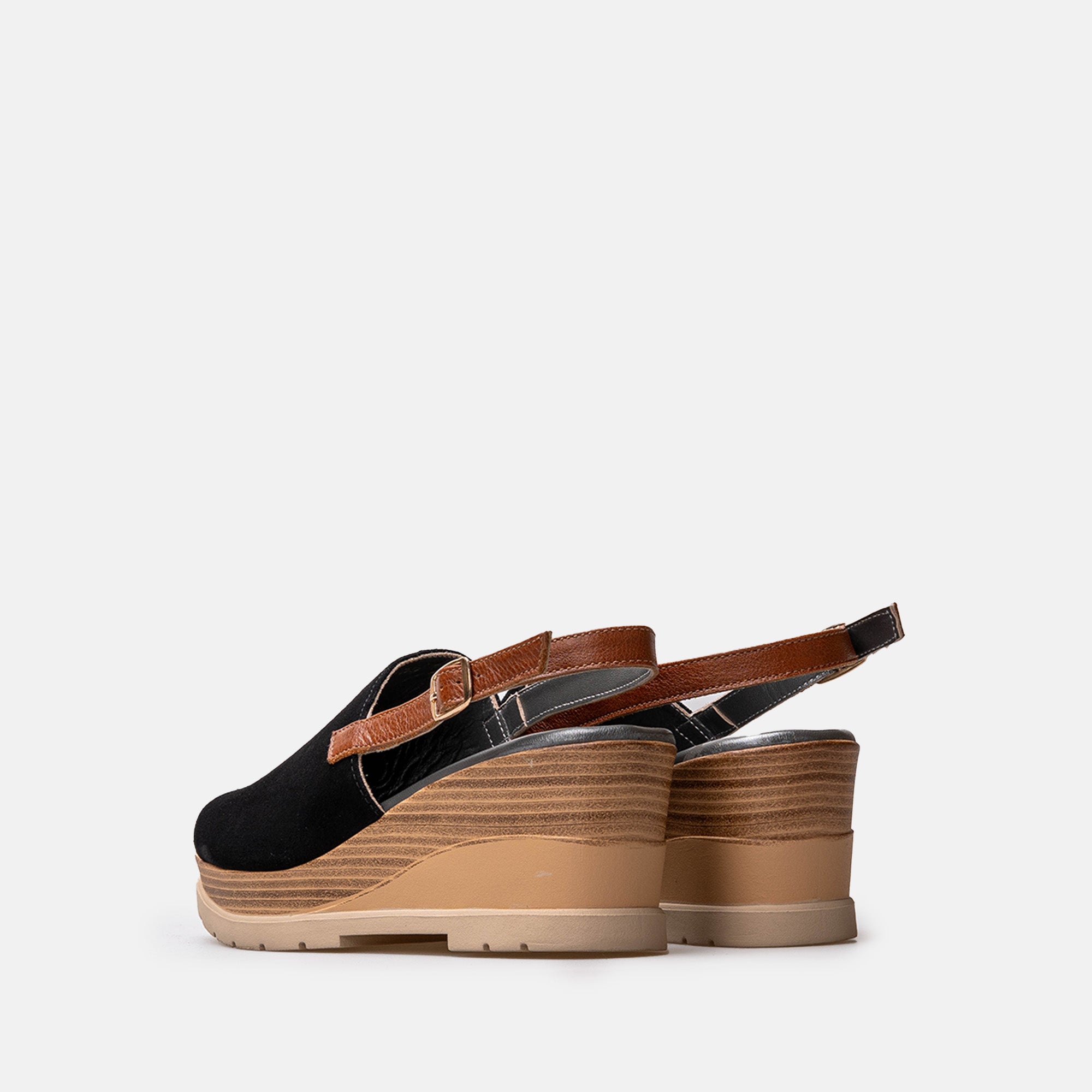 Volzak 5010 Suede sandal Black