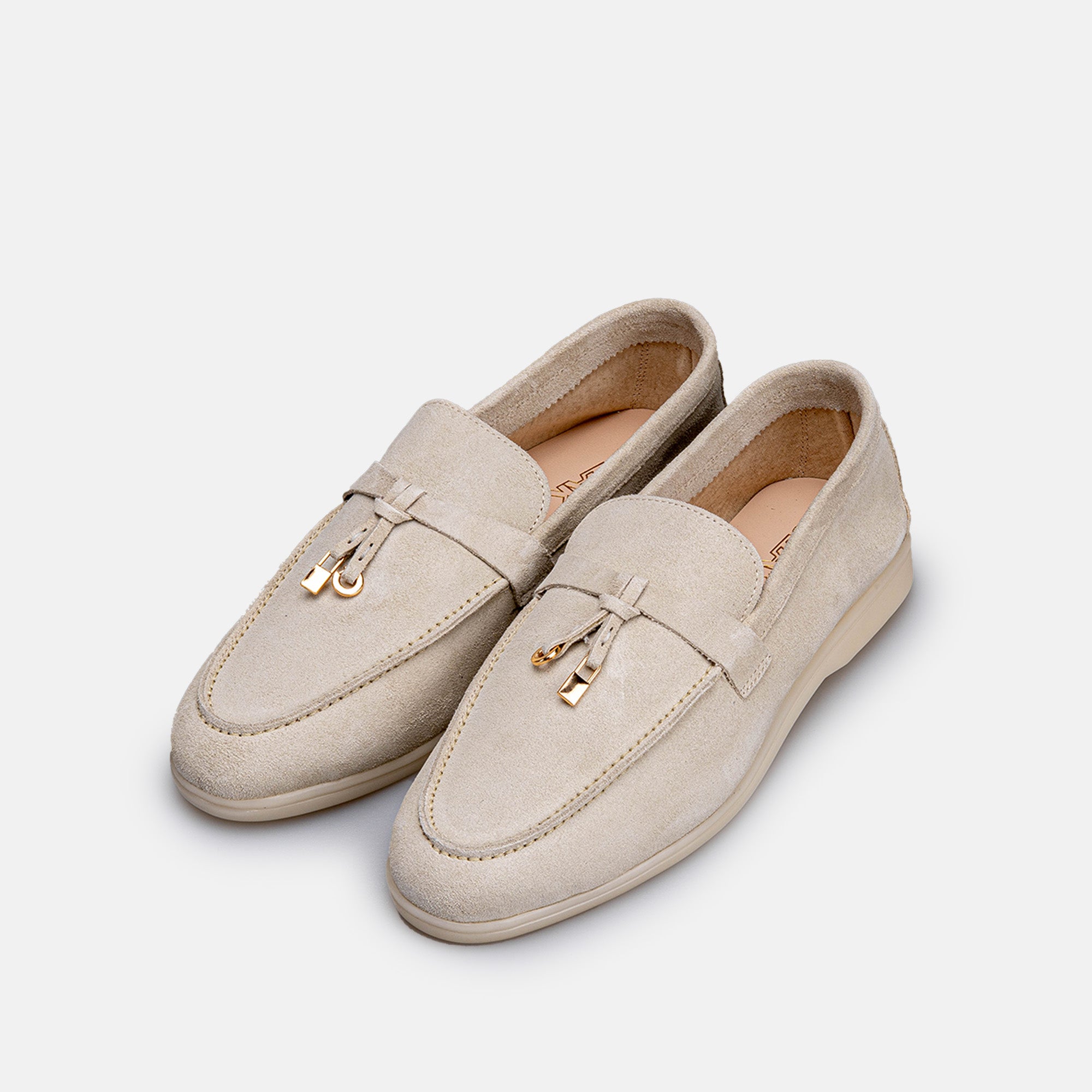 Volzak 32 Off-White Suede Shoe