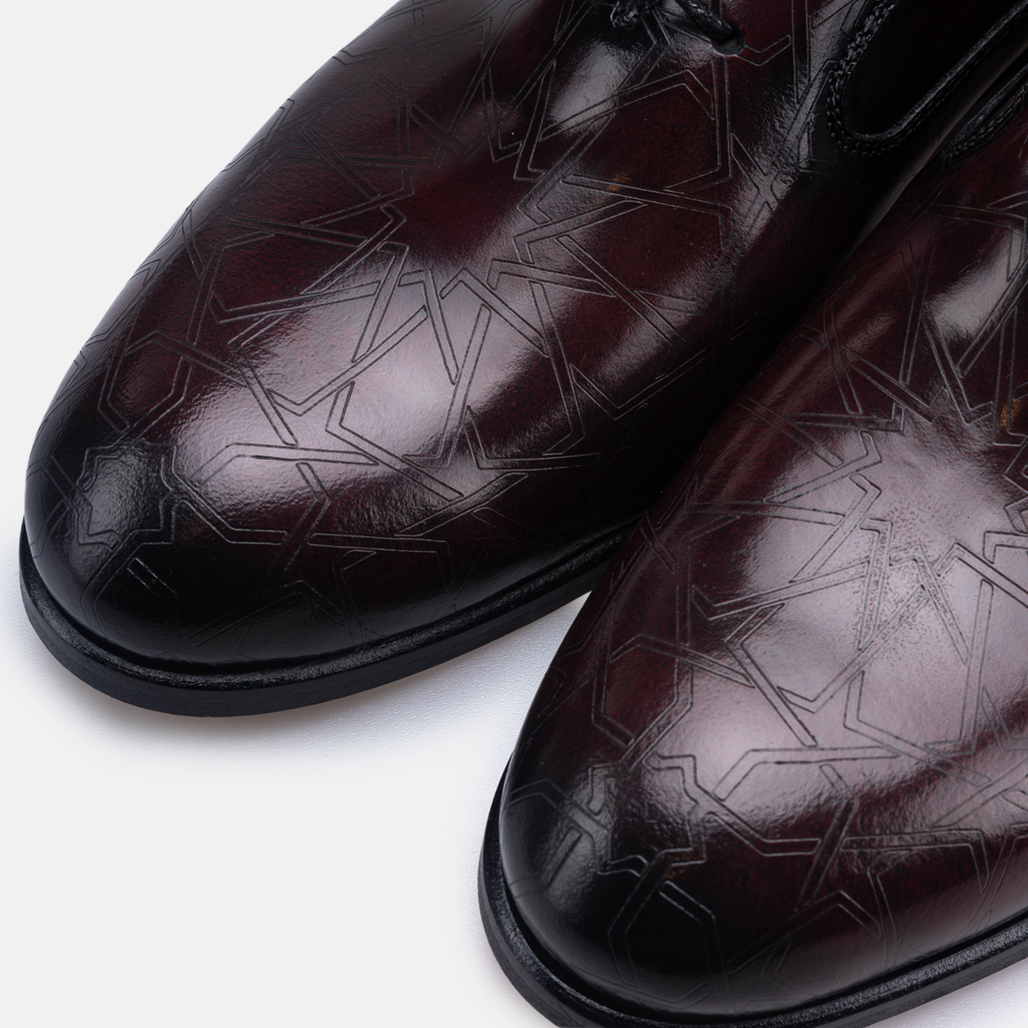 Volzak Zellige chaussure en cuir Bordeaux Démasquable