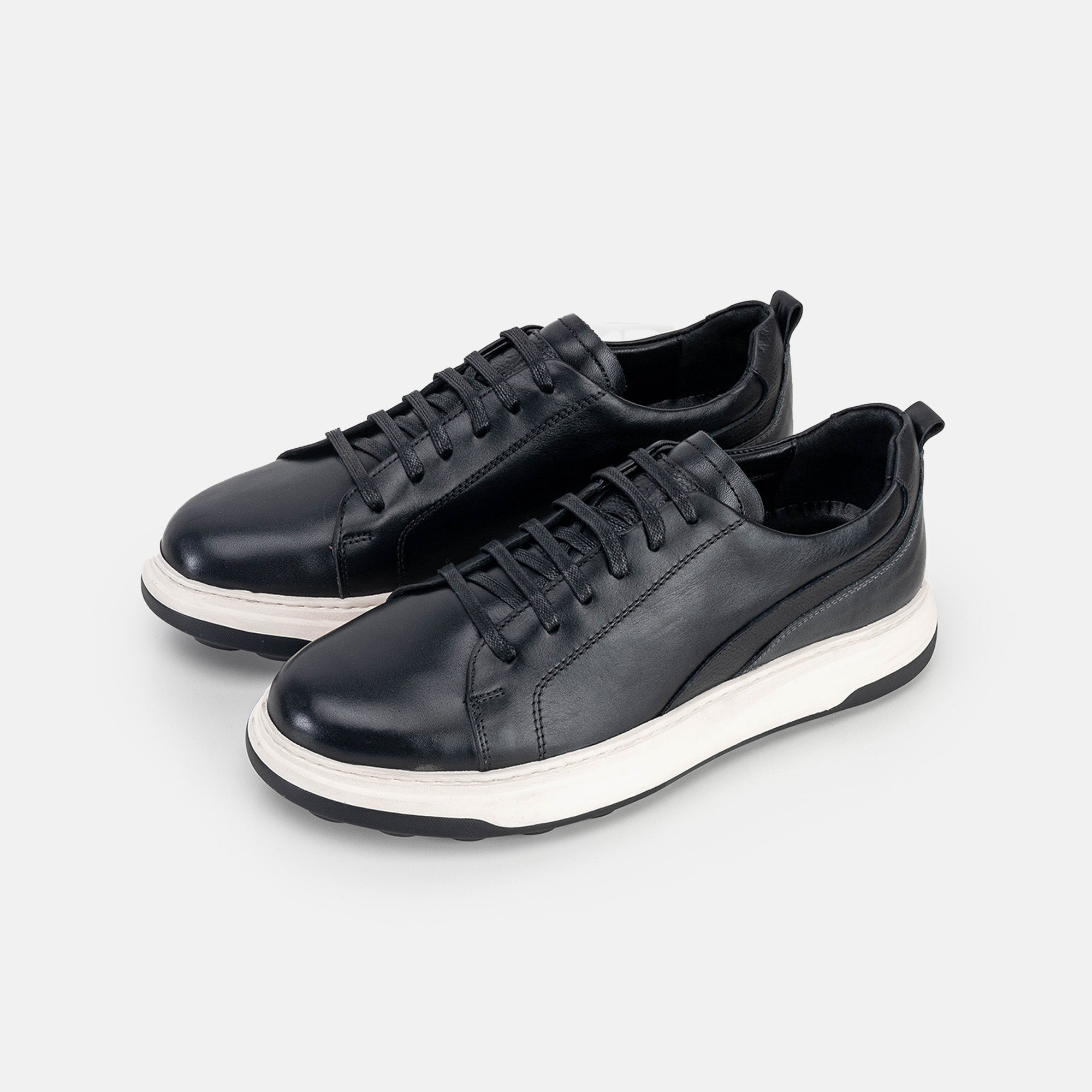 Volzak 6092 leather sneaker Black
