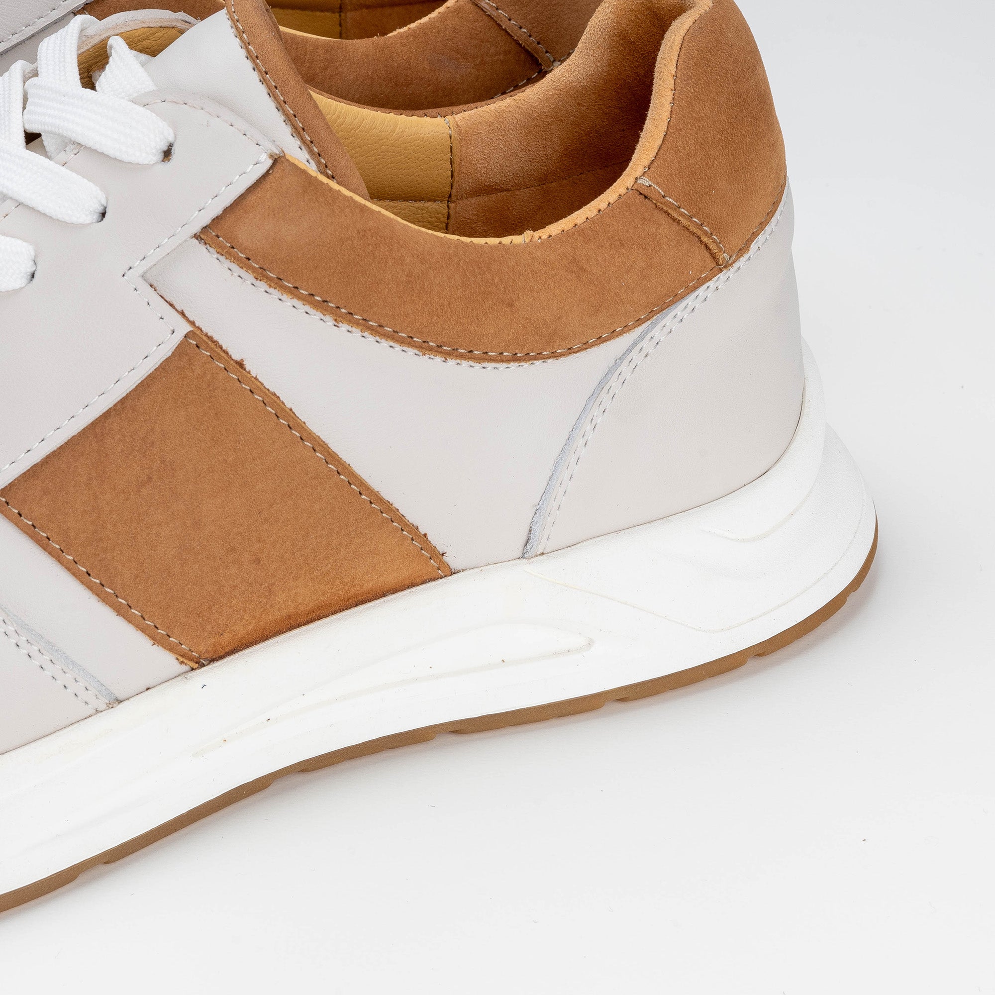 Volzak 3038 Beige Camel Leather Sneakers