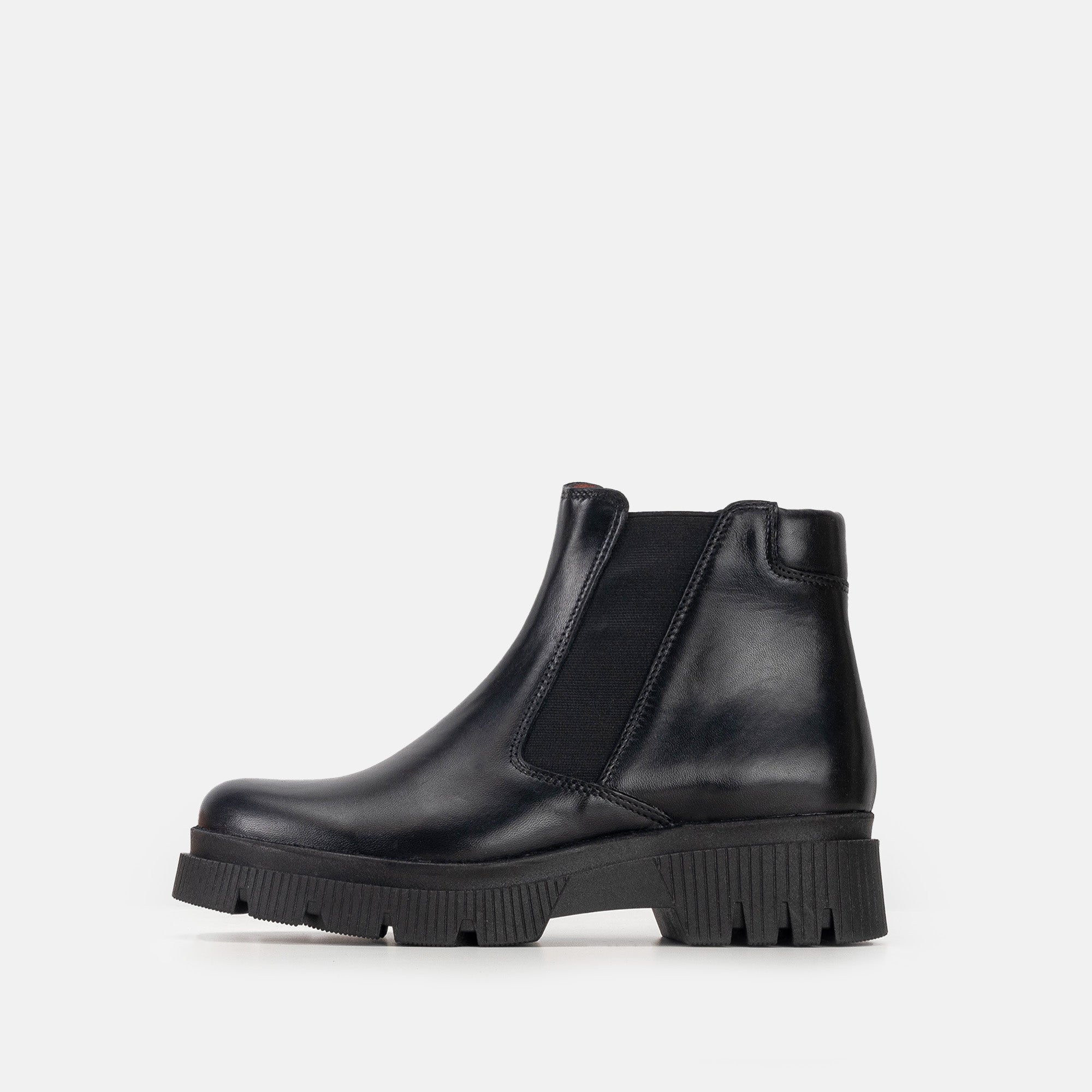 Volzak 1088 Black Leather Ankle Boot