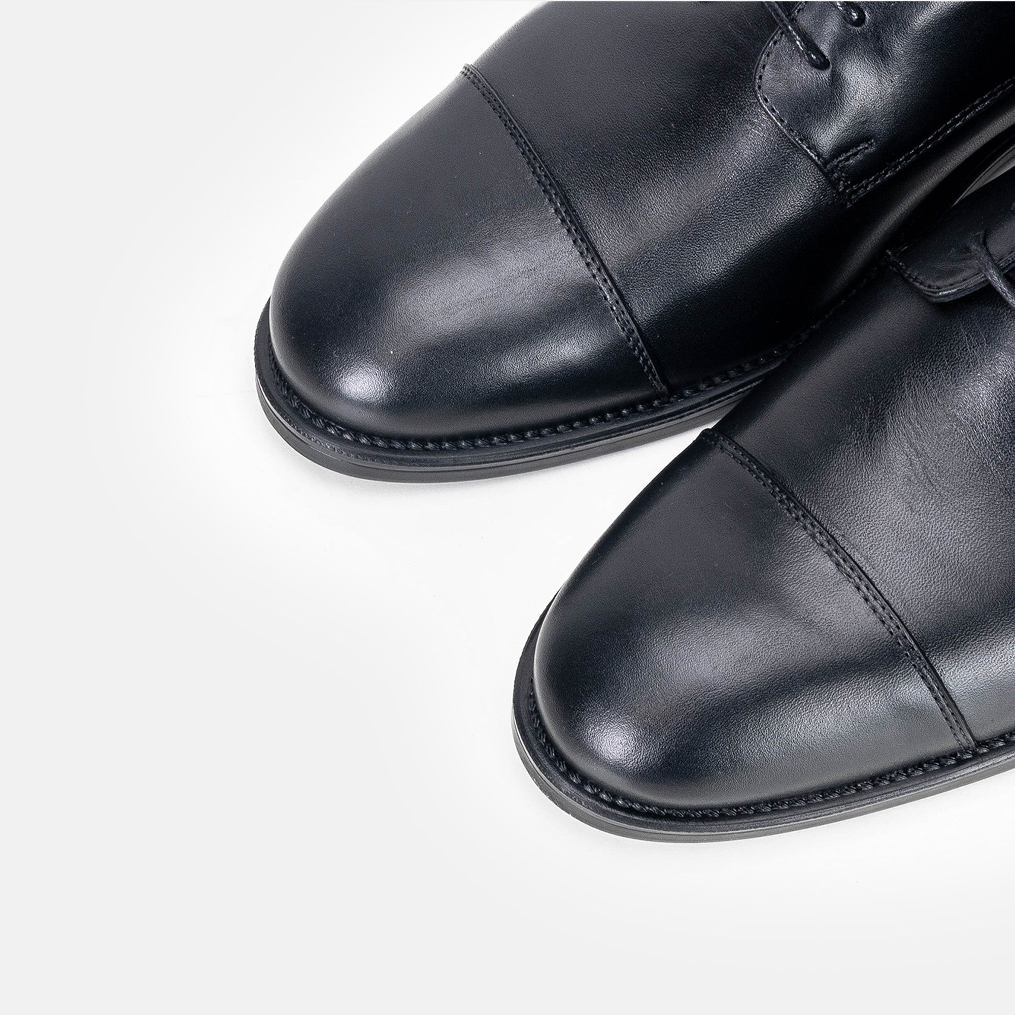 Volzak 6625 Black Leather Shoe