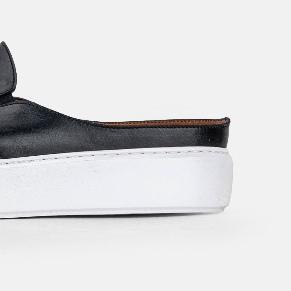 Volzak 5329 Black Leather Mule