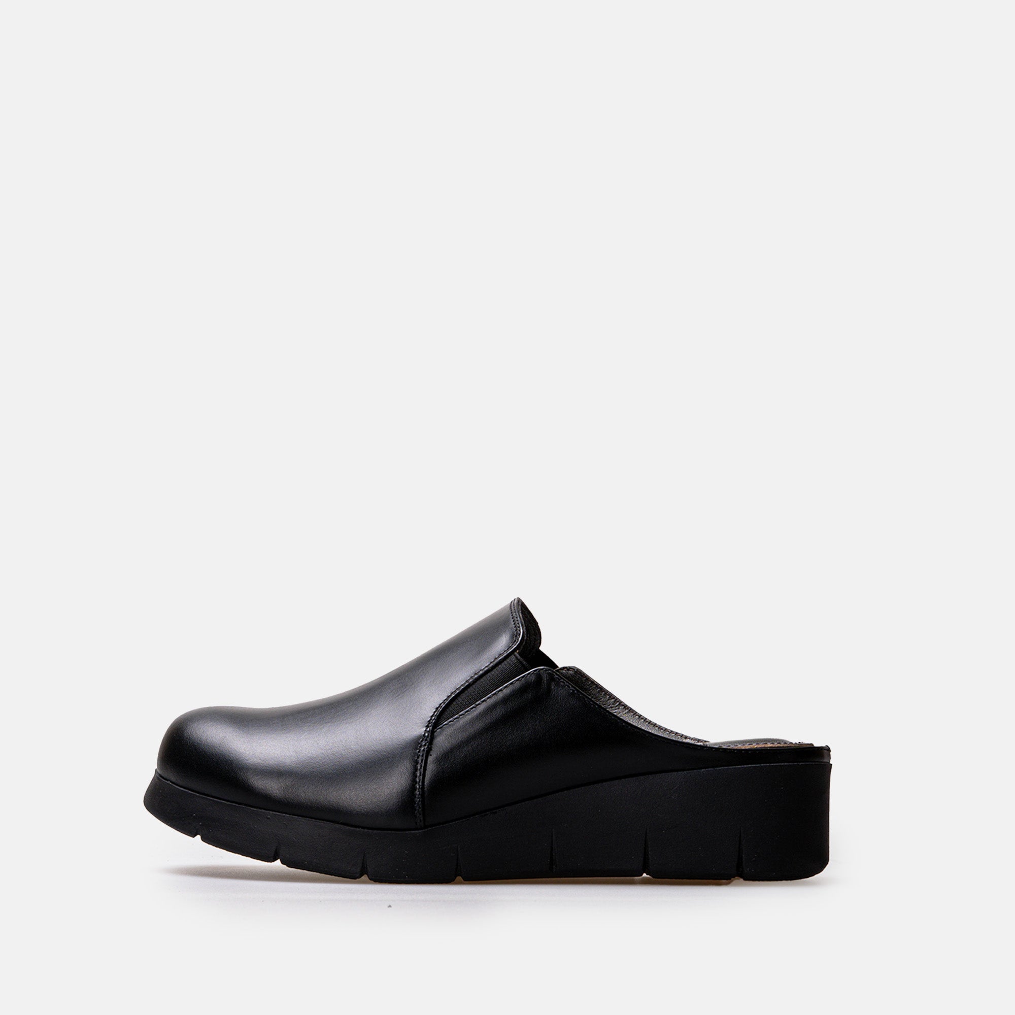 Volzak 06 Black Leather Clog